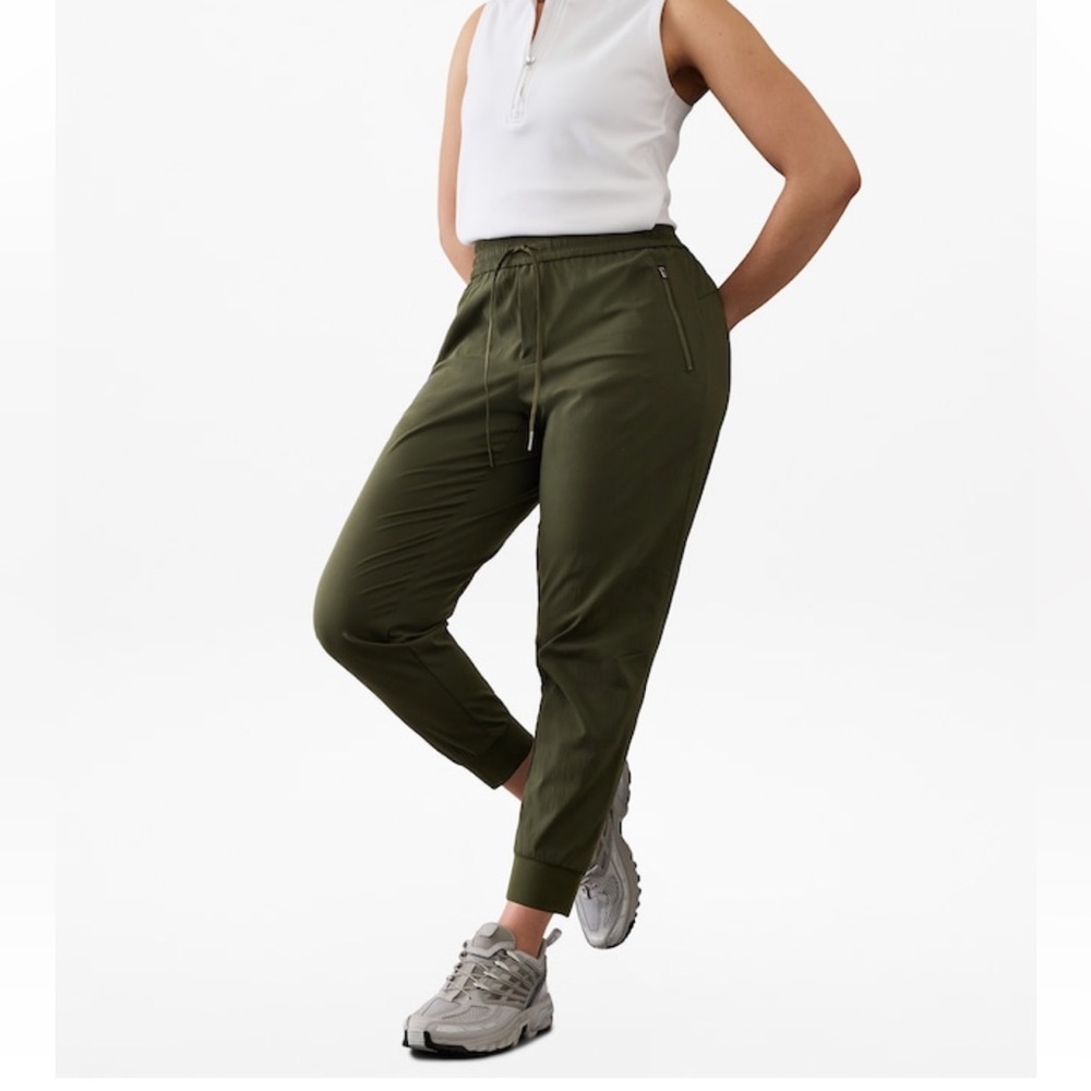 Trekkie Relaxed Mid Rise Aspen Olive